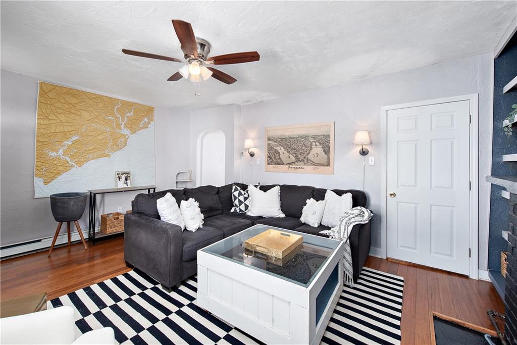 2722 Shelly Street Pittsburgh, PA 15203 - Photo 6 of 25 Gallery Image 6