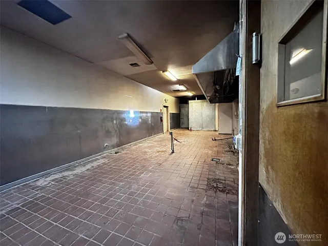 a view of empty room