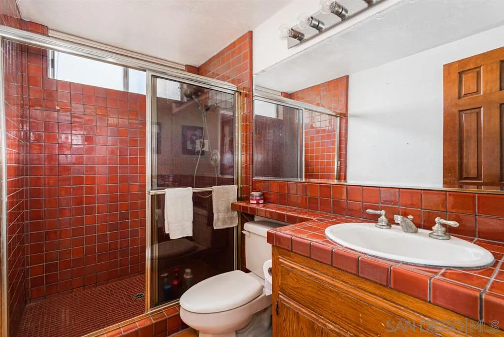 1631 Eastside Road El Cajon, CA 92020 - Photo 11 of 25 Gallery Image 11