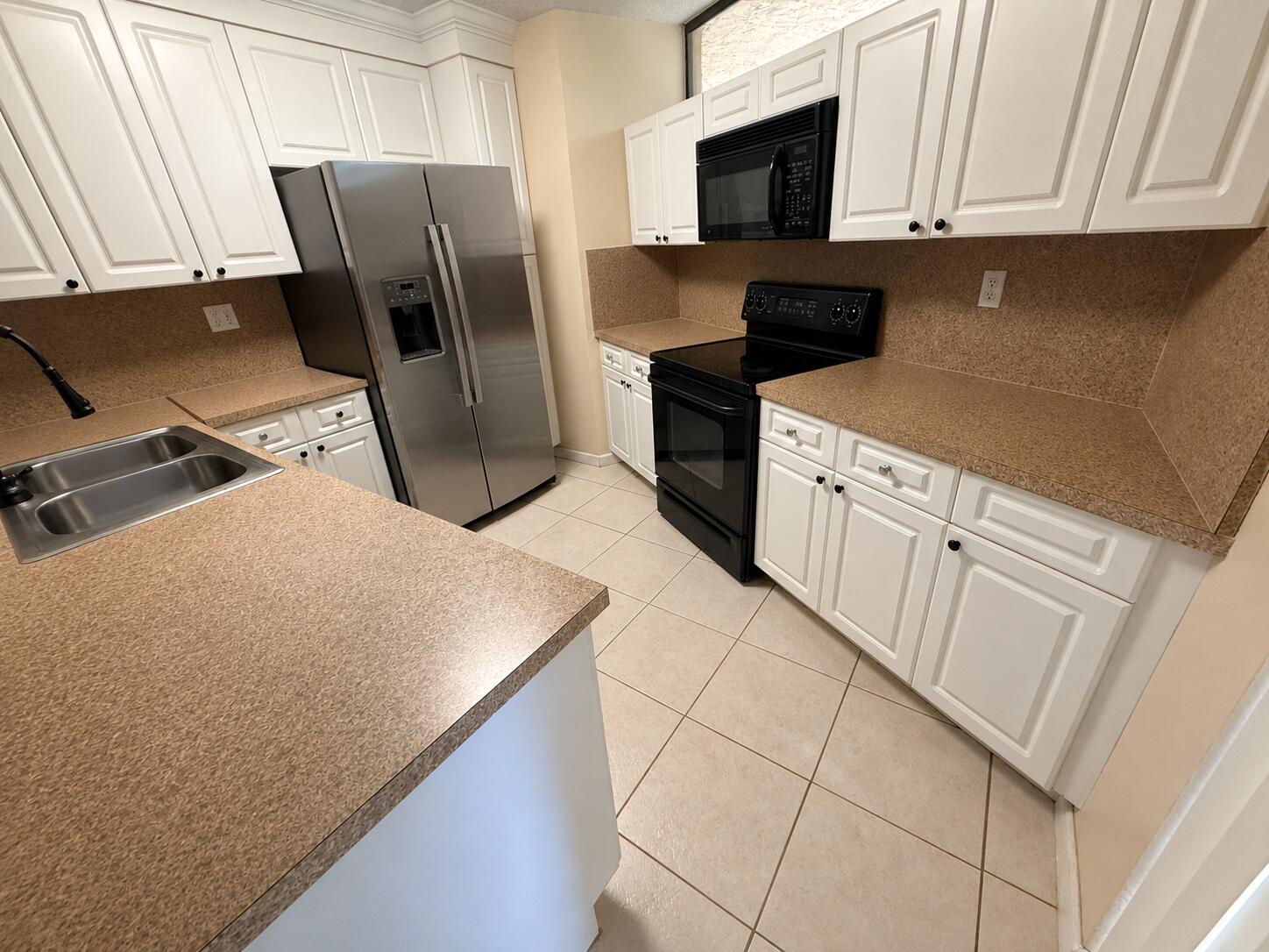8255 Severn Drive, Unit D Boca Raton, FL 33433 - Photo 3 of 31 Updated Photo 2