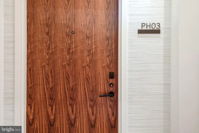 $1,005,000 | 255 West Falls Station Boulevard, Unit PH3, Falls Church, VA 22043