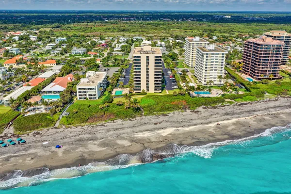$1,250,000 | 450 Ocean Drive, Unit PH3, Juno Beach, FL 33408