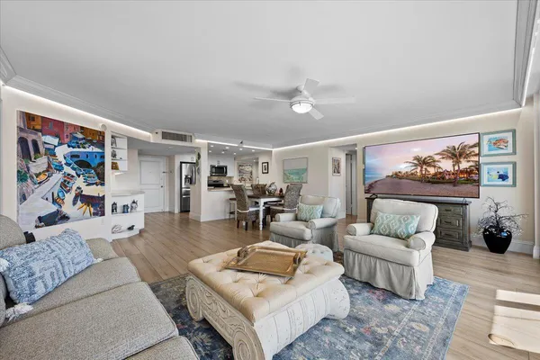 $1,250,000 | 450 Ocean Drive, Unit PH3, Juno Beach, FL 33408