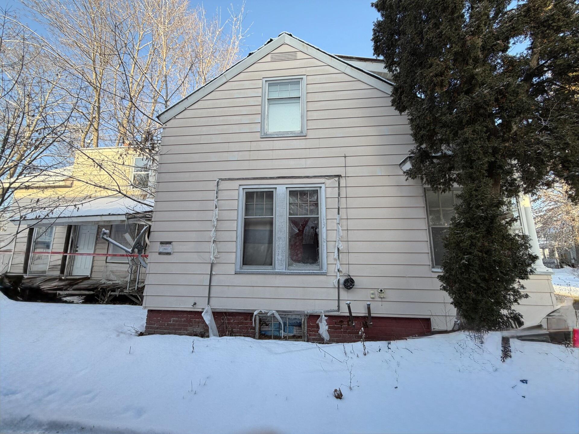 26 Redington Street Waterville, ME 04901 - Photo 2 of 6 2. Exterior