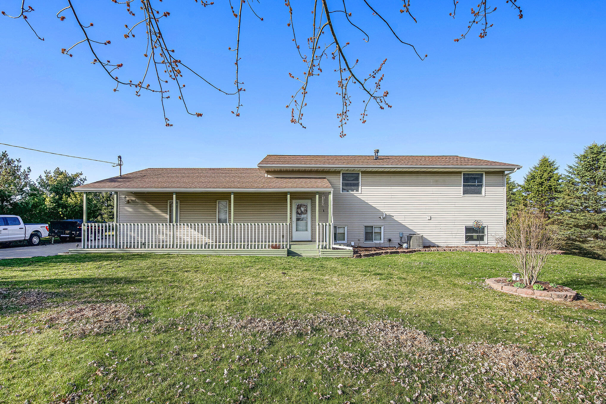 7988 Cain Road Jackson, MI 49201 - Photo 24 of 29 002_dsc07161