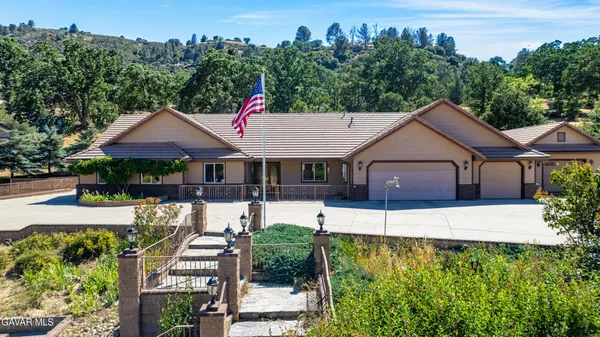 $585,000 | 30100 Sunland Way, Tehachapi, CA 93561