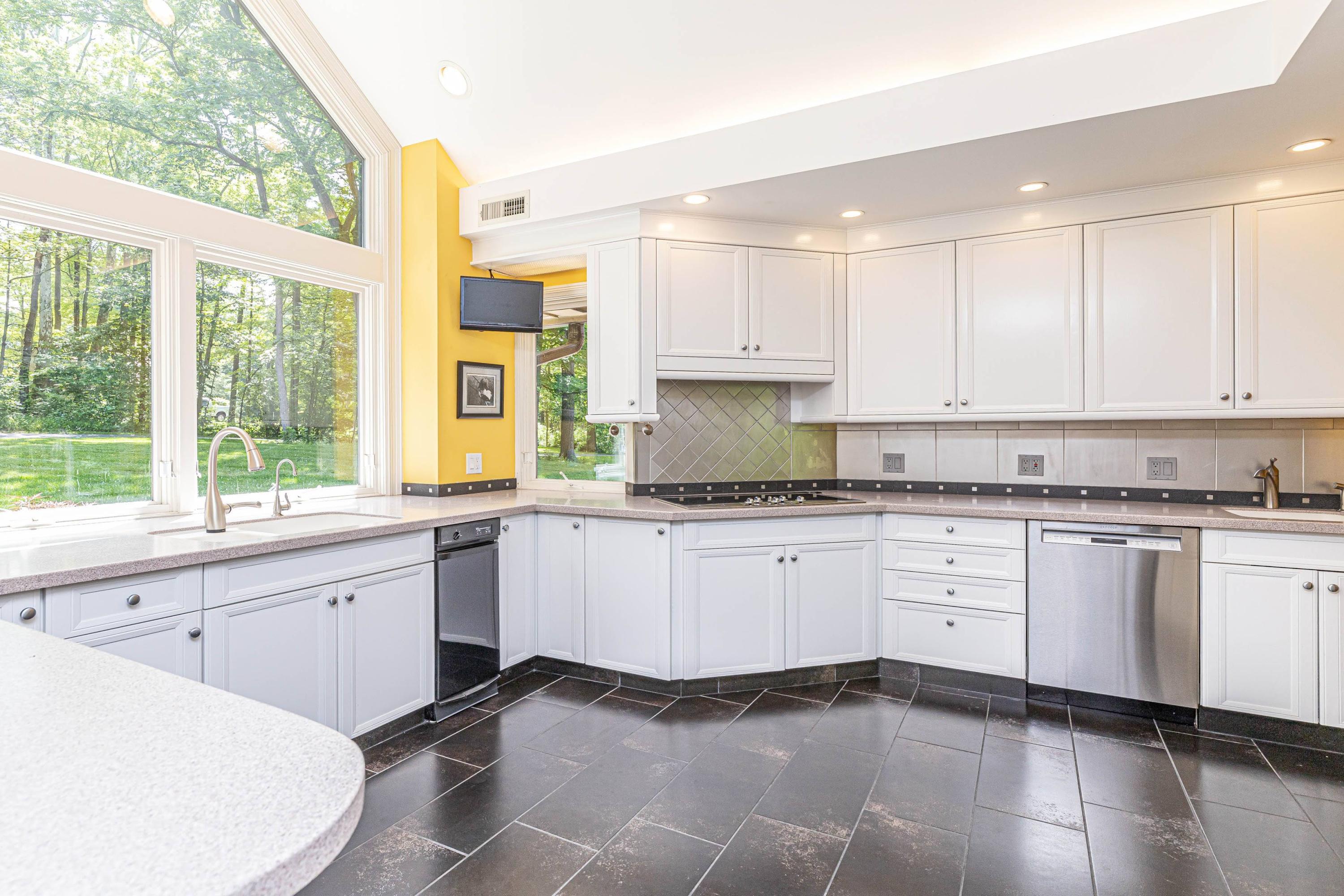 844 West Orange Road Delaware, OH 43015 - Photo 10 of 69 Gallery Image 10