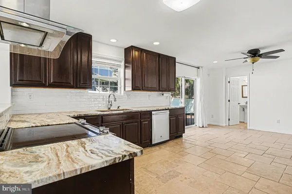 $774,900 | 702 Crooked Lane, King of Prussia, PA 19406