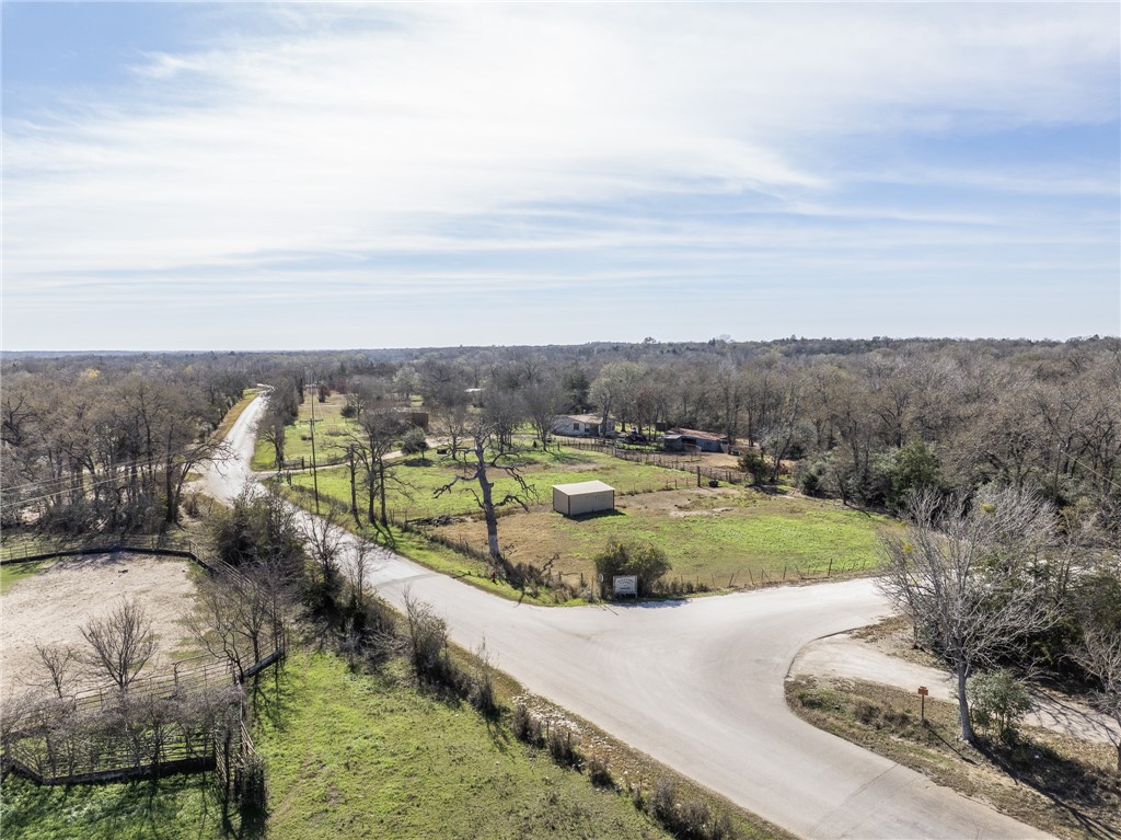 10466 Old Hearne Road Hearne, TX 77859 - Photo 9 of 16