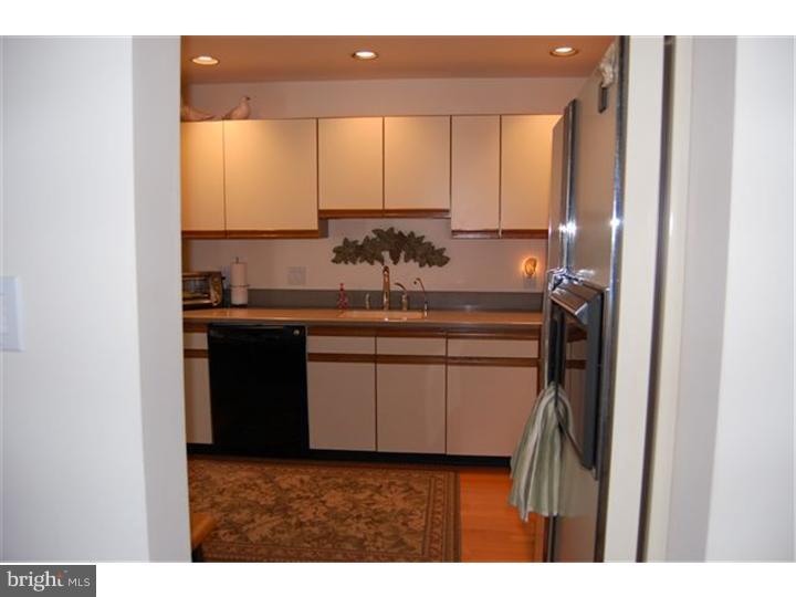 1653 Covington Road, Unit 27 Yardley, PA 19067 - Photo 10 of 20 Kitchen