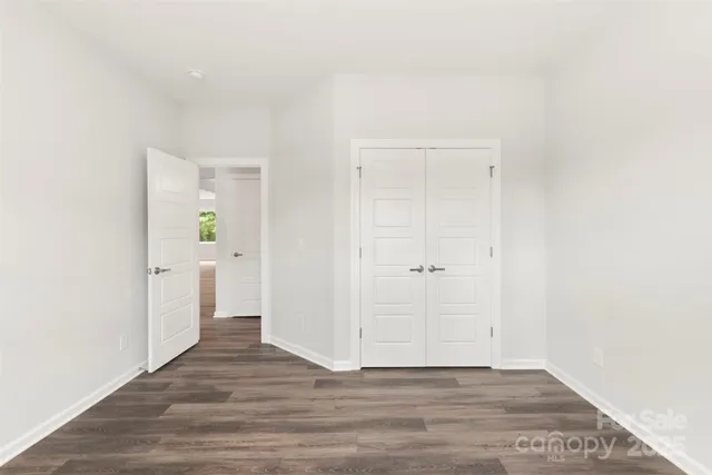 a view of utility room