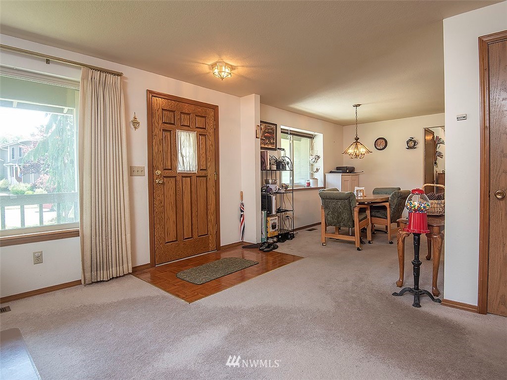 23424 13th Place West Bothell, WA 98021 - Photo 4 of 26