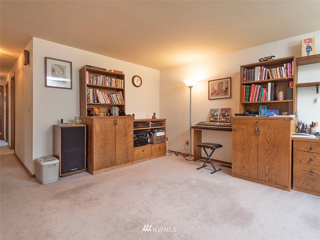 23424 13th Place West Bothell, WA 98021 - Photo 10 of 26