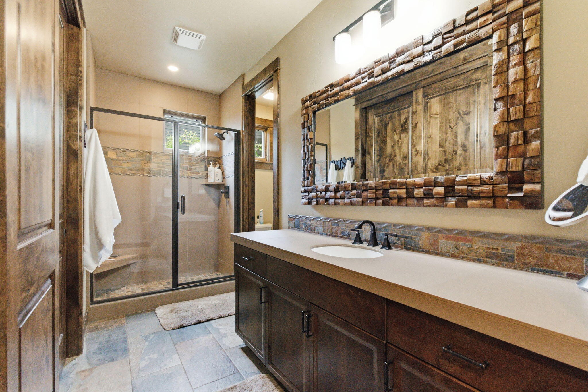 56346 Fireglass Loop Bend, OR 97707 - Photo 18 of 52 23-web-or-mls-Riley_Visuals_023