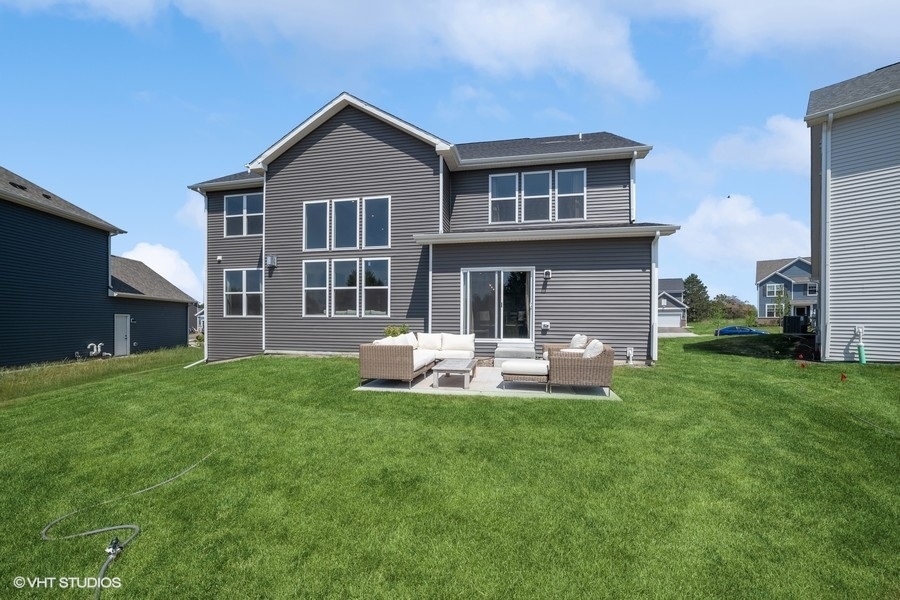 780 Treeline Drive Algonquin, IL 60102 - Photo 24 of 24 a front view of a house with a yard and porch