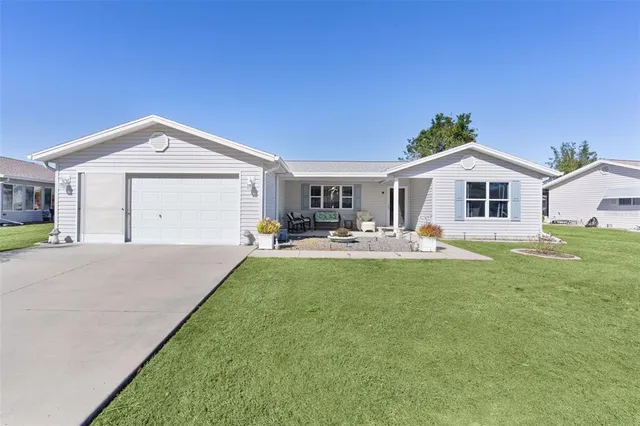 $299,000 | 10701 Southeast 179th Lane, Summerfield, FL 34491