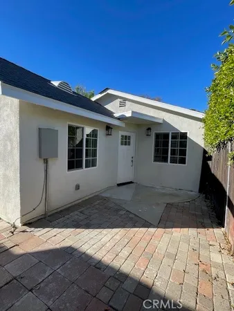 $1,995 | 7019 Geyser Avenue, Reseda, CA 91335