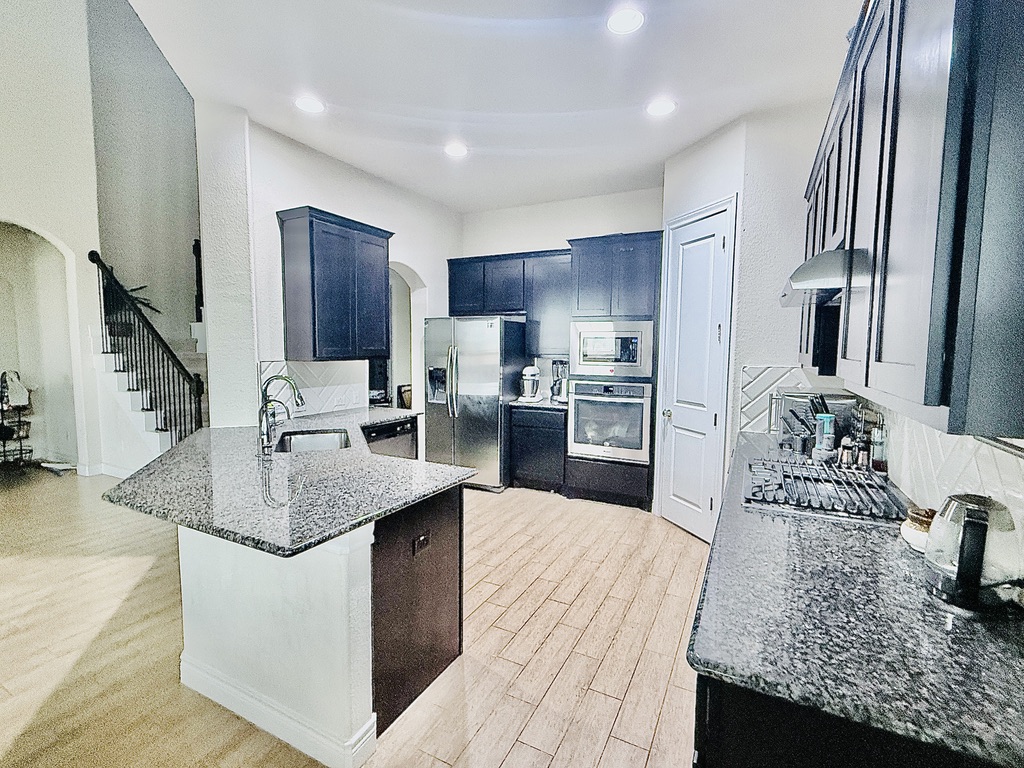 3925 Gildas Path Pflugerville, TX 78660 - Photo 8 of 40