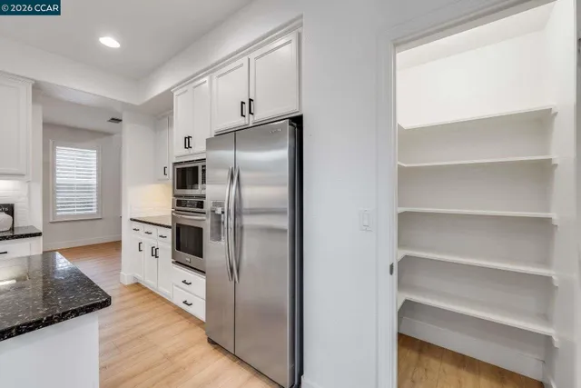 $1,590,000 | 942 Monet Circle, Walnut Creek, CA 94597