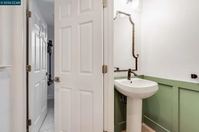 $1,590,000 | 942 Monet Circle, Walnut Creek, CA 94597