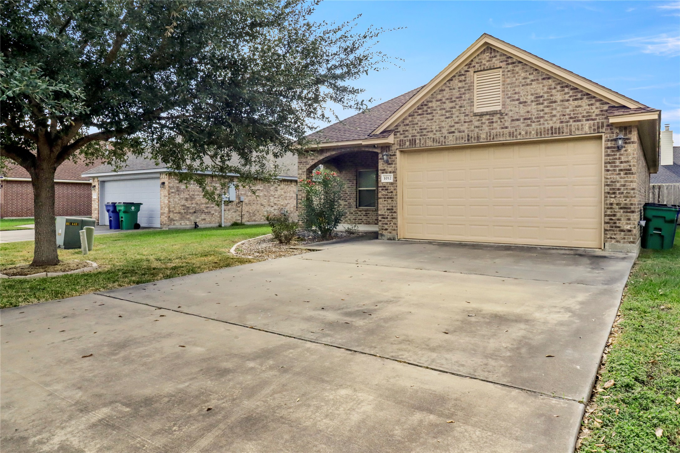 1012 Rosewood Lane Angleton, TX 77515 - Photo 2 of 21 a view of a house with a outdoor space