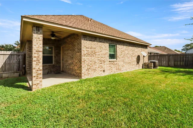 $275,000 | 1012 Rosewood Lane, Angleton, TX 77515