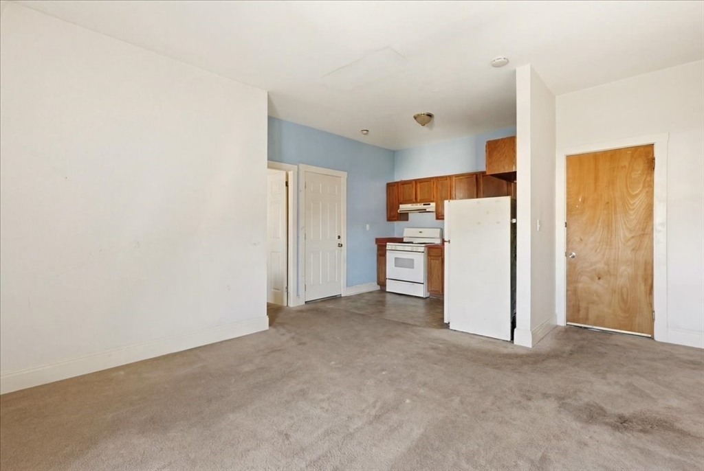 201-203 4th Street Fall River, MA 02721 - Photo 22 of 39 Gallery Image 22