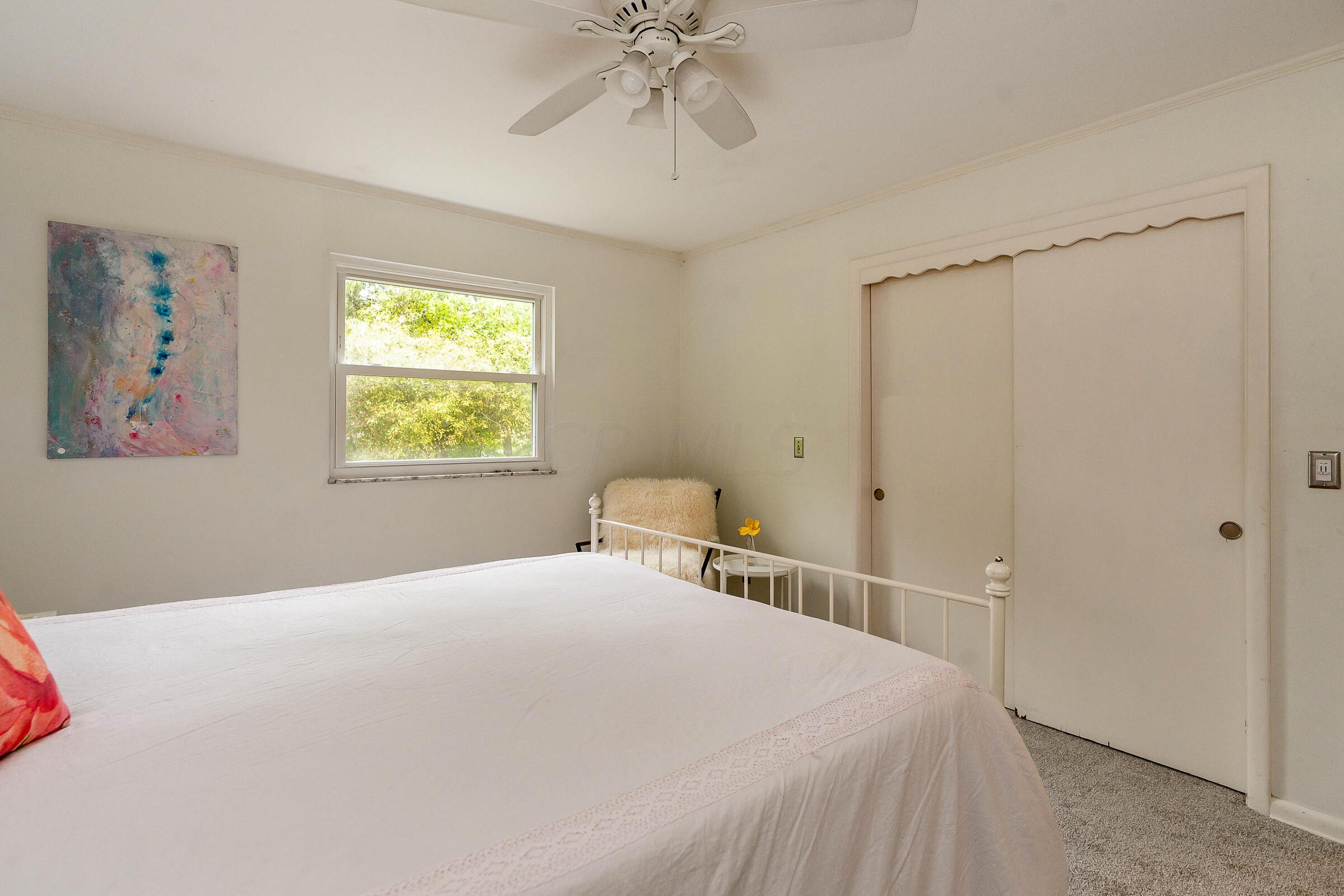 2654 Lane Road Columbus, OH 43220 - Photo 21 of 33 Bedroom 3