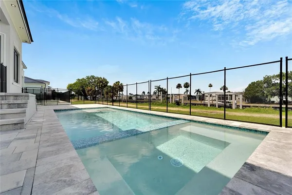 $1,049,000 | 6540 Simone Shores Circle, Apollo Beach, FL 33572