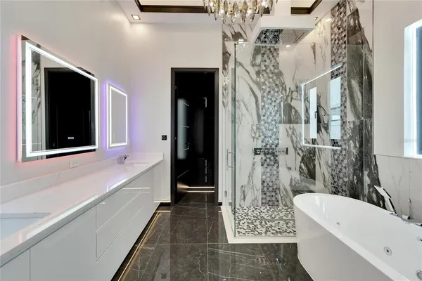 $1,049,000 | 6540 Simone Shores Circle, Apollo Beach, FL 33572