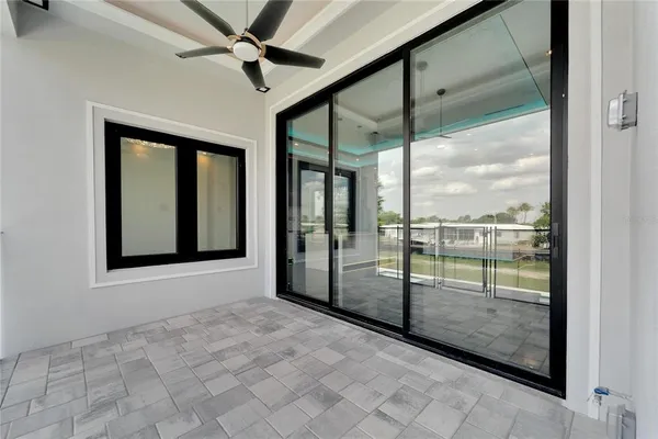 $1,049,000 | 6540 Simone Shores Circle, Apollo Beach, FL 33572