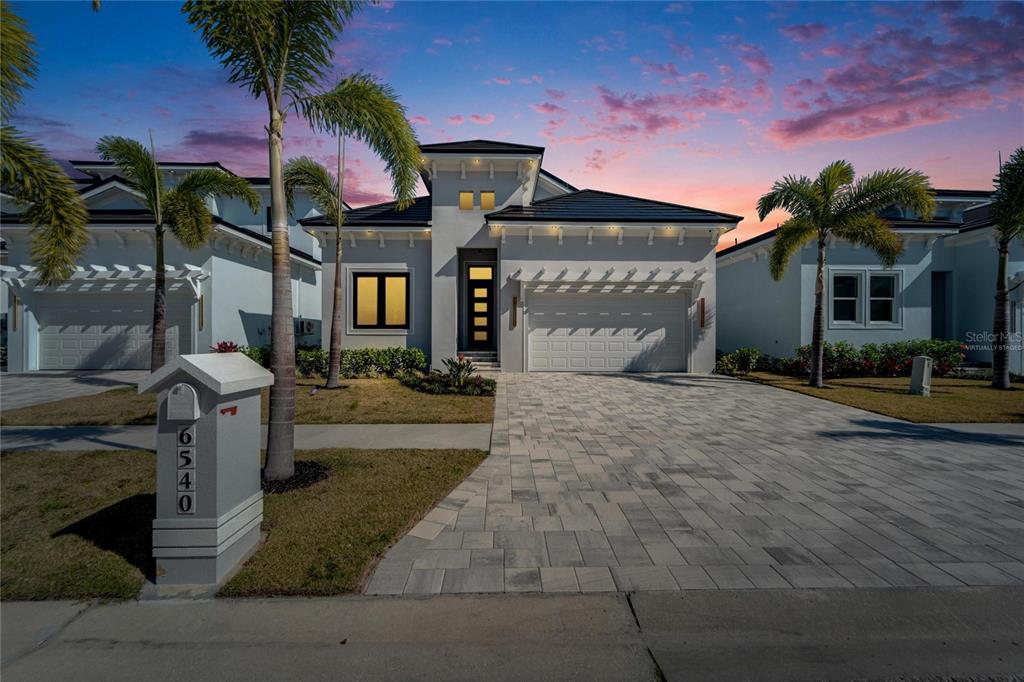 6540 Simone Shores Circle Apollo Beach, FL 33572 - Photo 6 of 86