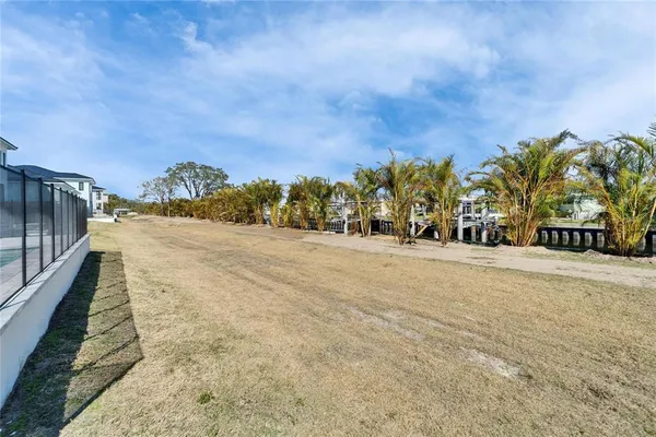 $1,049,000 | 6540 Simone Shores Circle, Apollo Beach, FL 33572