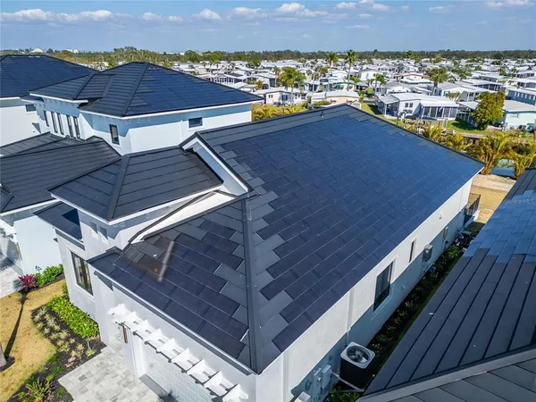 $1,049,000 | 6540 Simone Shores Circle, Apollo Beach, FL 33572