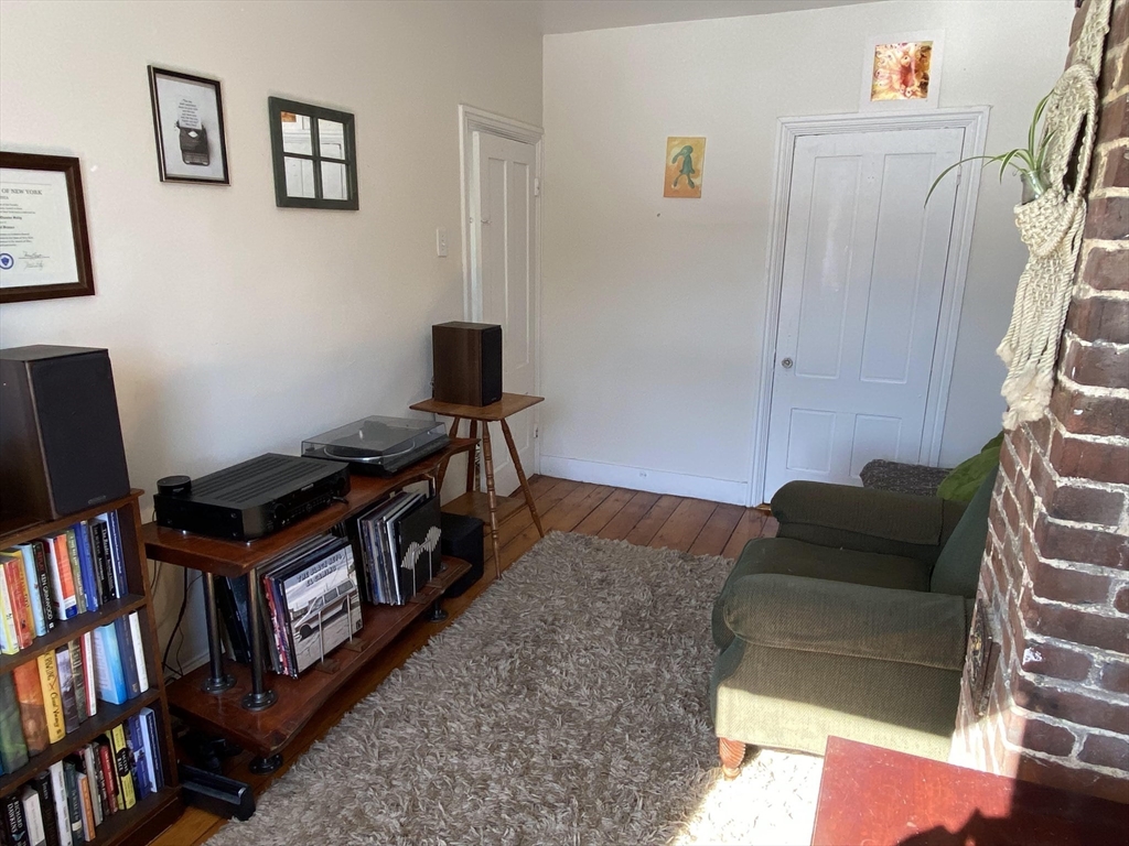 110 Spring Street Cambridge, MA 02141 - Photo 27 of 40