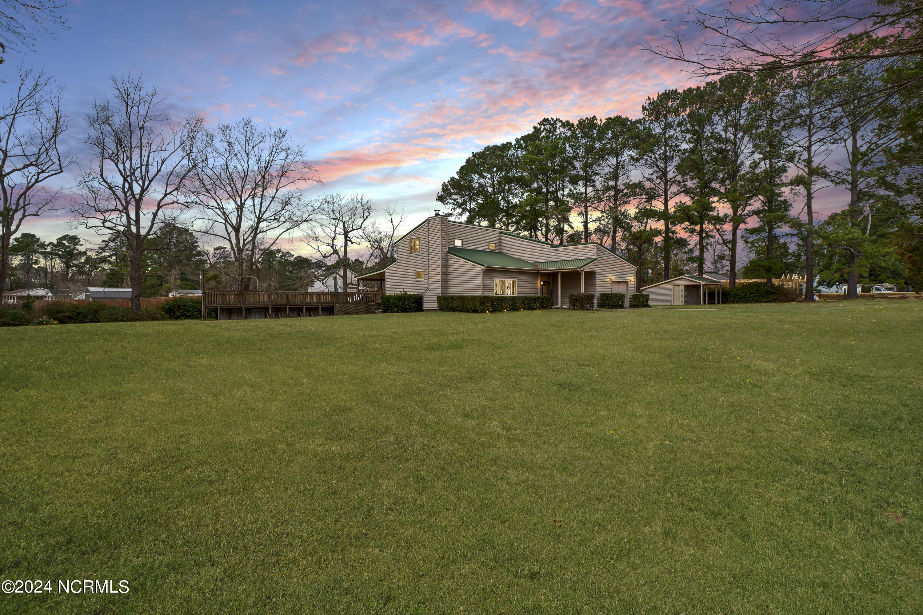 105 Scott-Jenkins Road Jacksonville, NC 28540 - Photo 2 of 28 twilight5