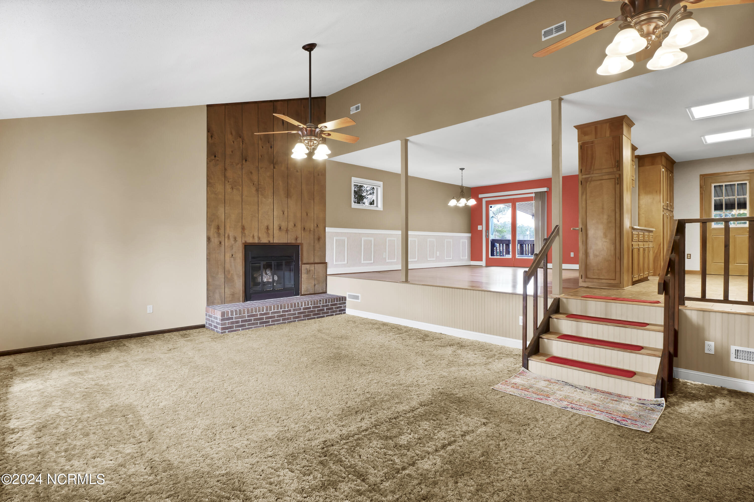 105 Scott-Jenkins Road Jacksonville, NC 28540 - Photo 4 of 28 P6300674