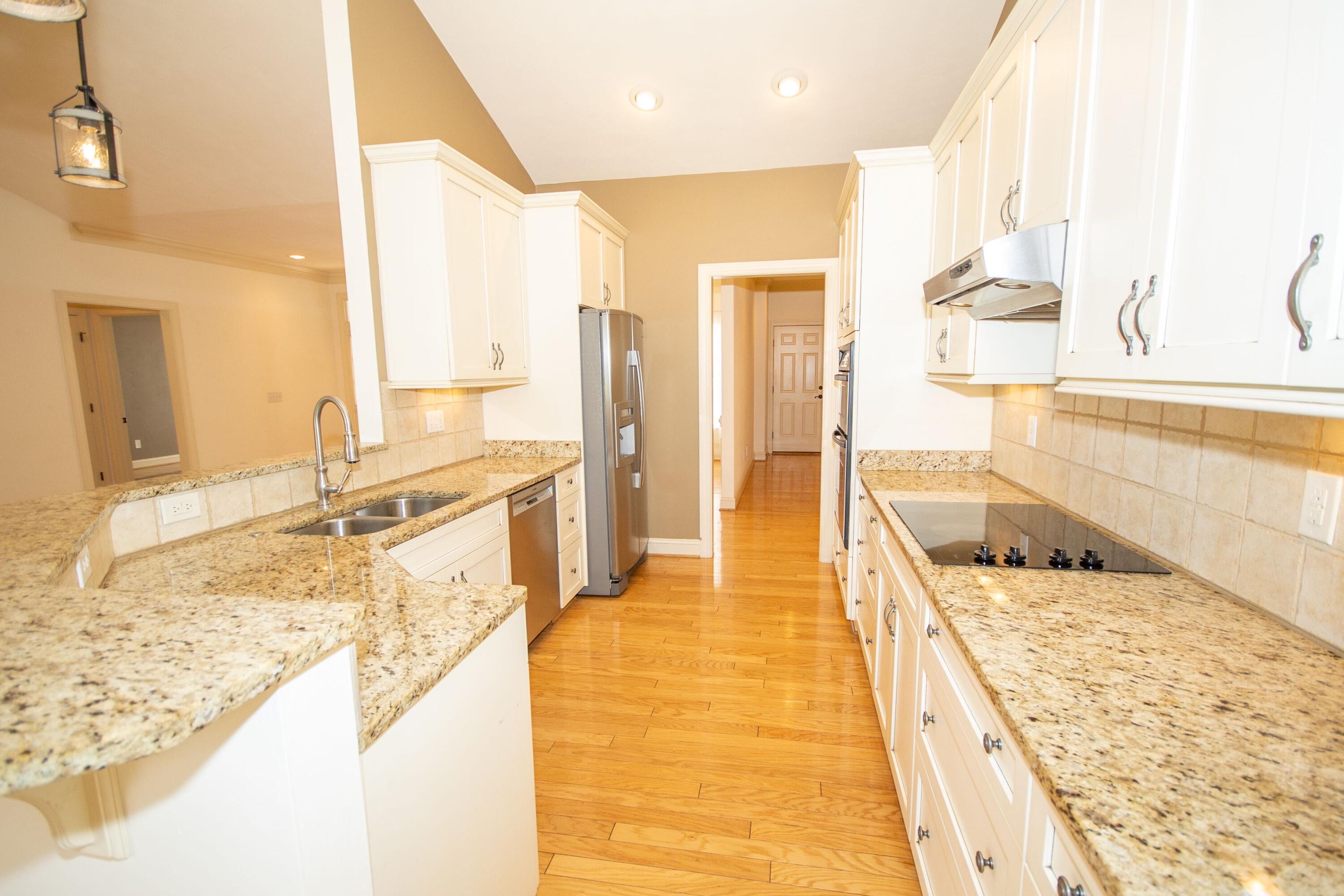 4235 Grandin Road Southwest Roanoke, VA 24018 - Photo 15 of 38 Grandin - 15