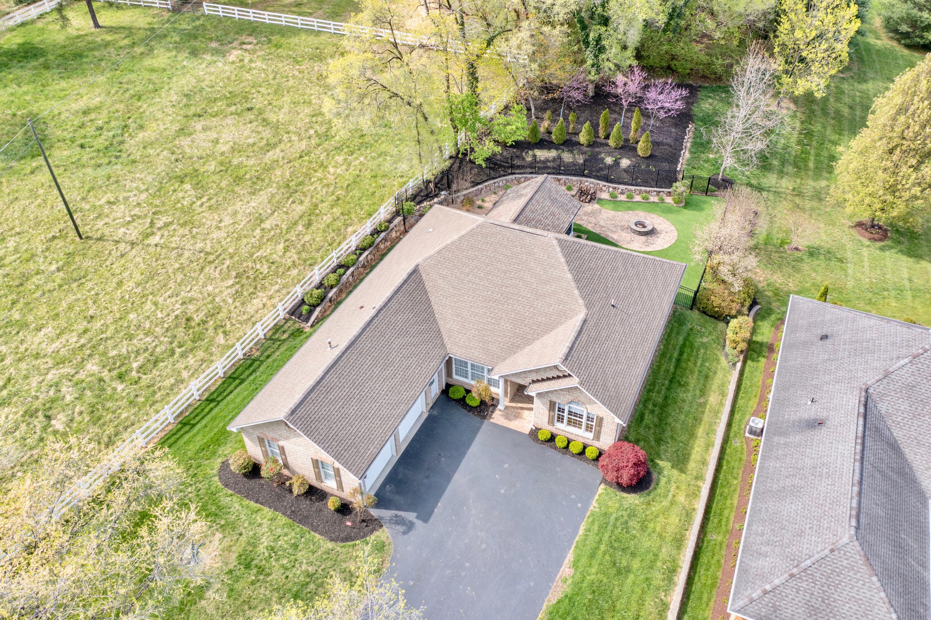 4235 Grandin Road Southwest Roanoke, VA 24018 - Photo 2 of 38 Grandin - 2
