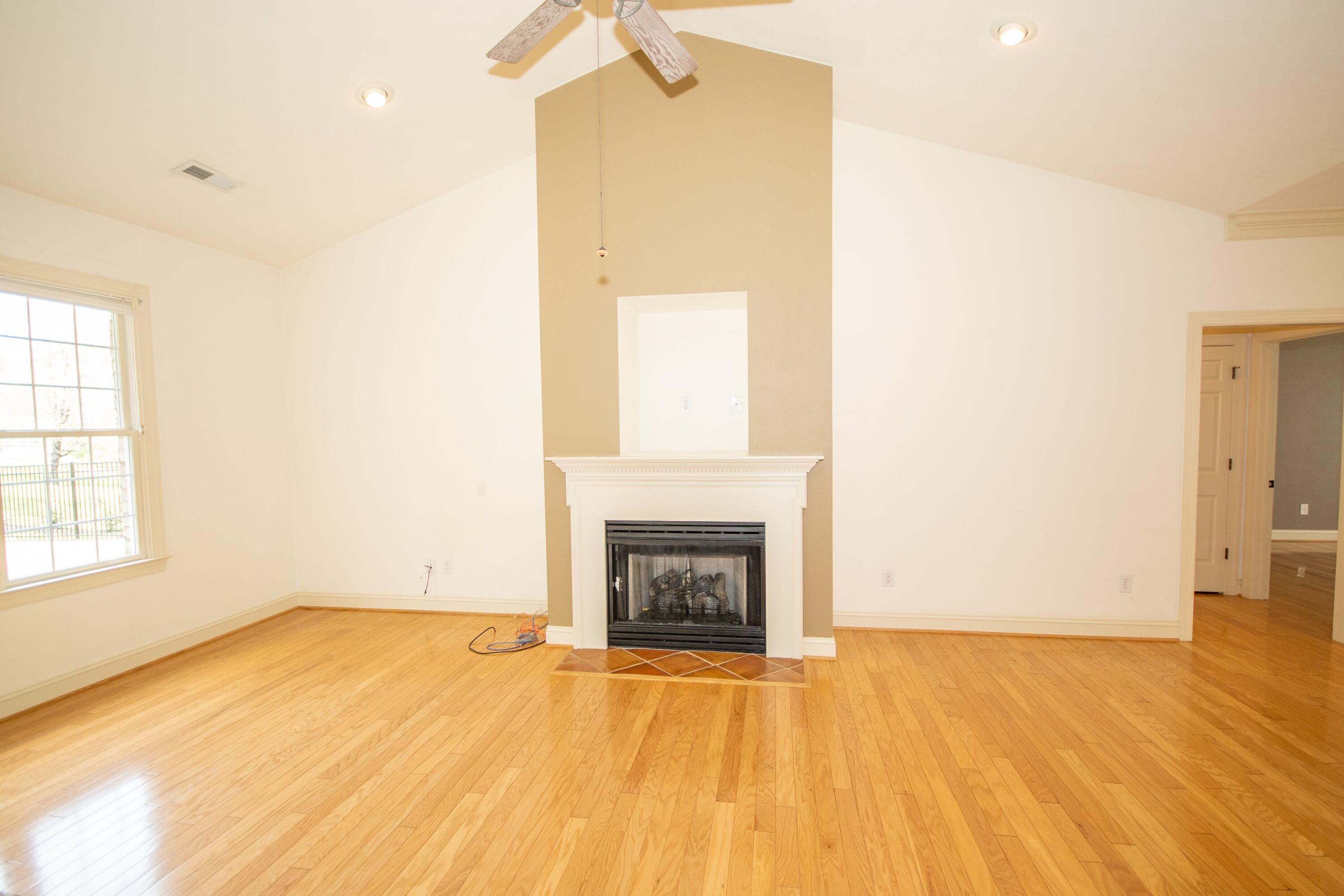 4235 Grandin Road Southwest Roanoke, VA 24018 - Photo 10 of 38 Grandin - 10