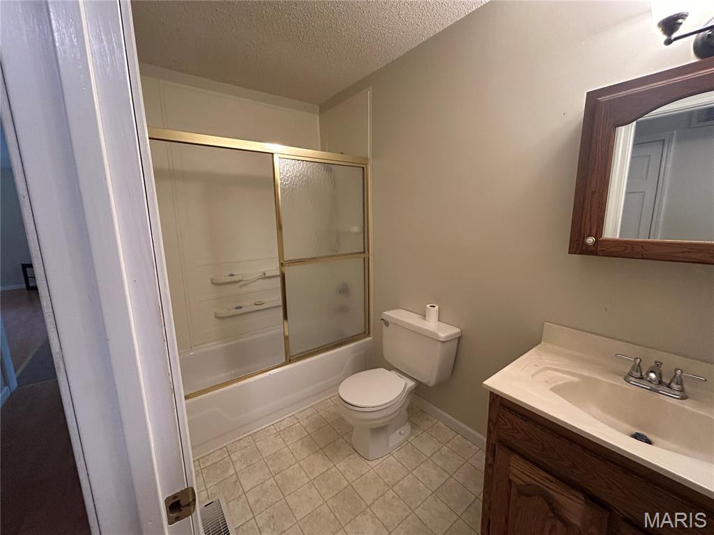 538 Randy Drive Washington, MO 63090 - Photo 12 of 47