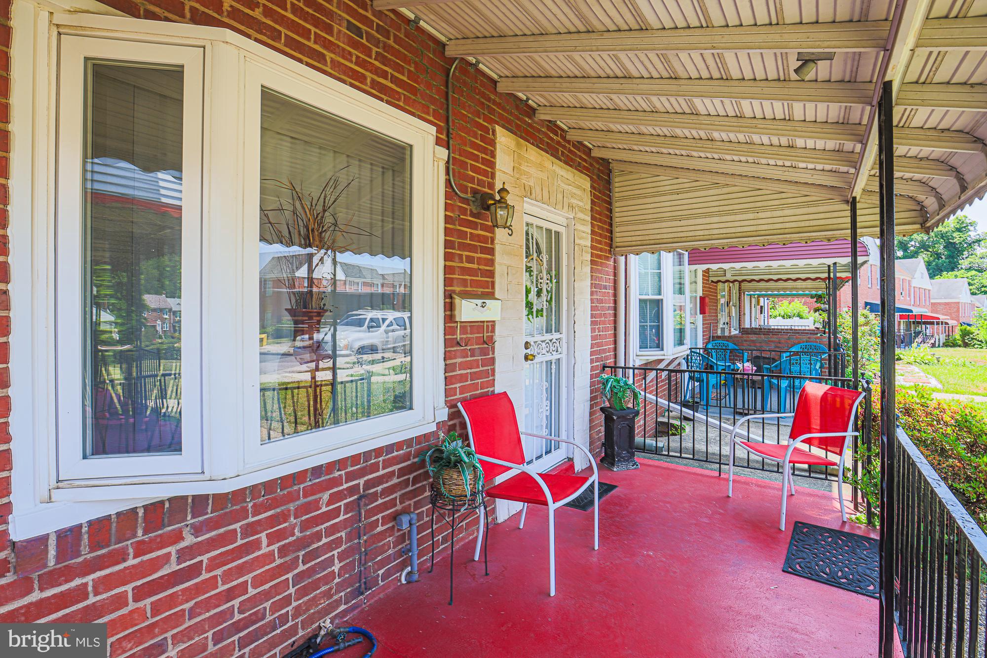 65 Upmanor Road Baltimore, MD 21229 - Photo 3 of 19 Gallery Image 3