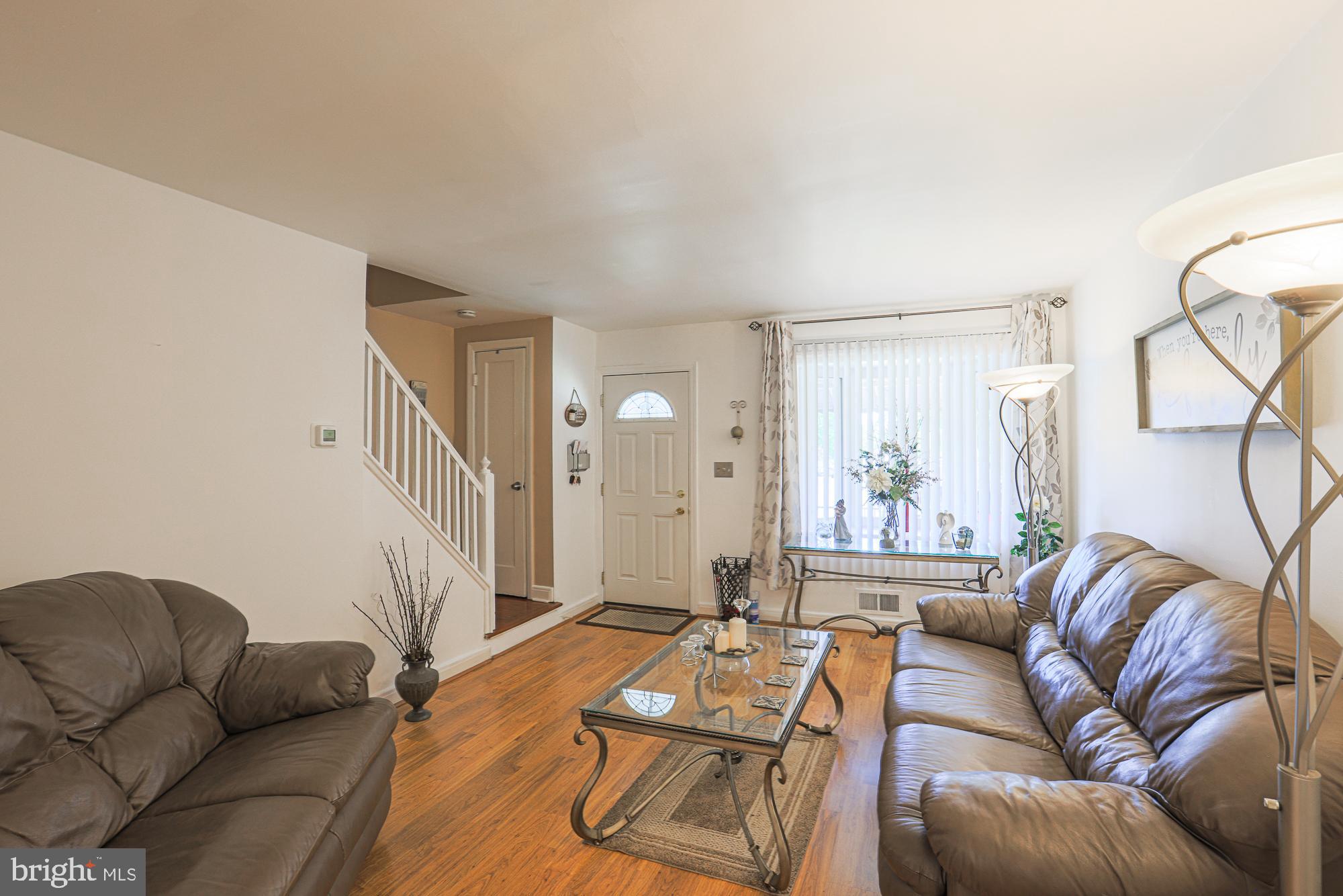 65 Upmanor Road Baltimore, MD 21229 - Photo 5 of 19 Gallery Image 5