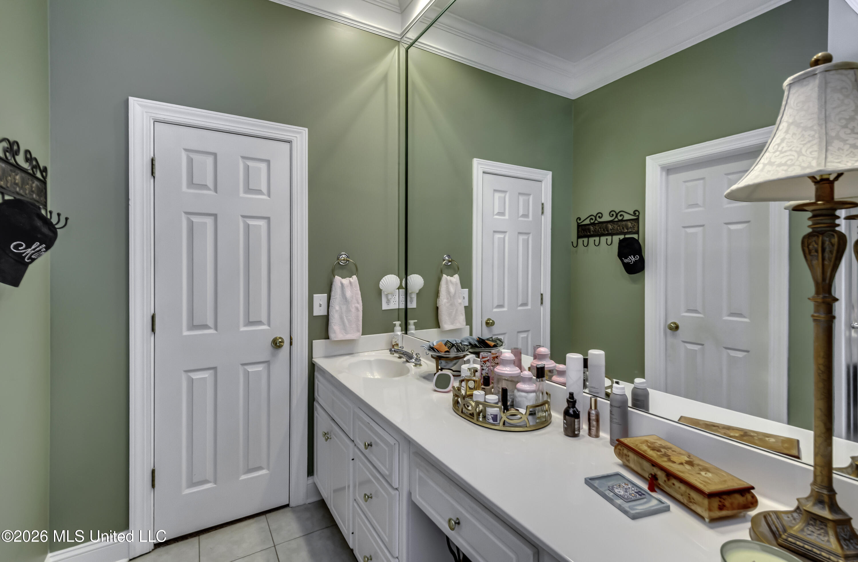 709 Oak Trail Canton, MS 39046 - Photo 23 of 40 709 Oak trail--55