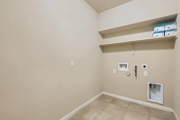 a view of utility room