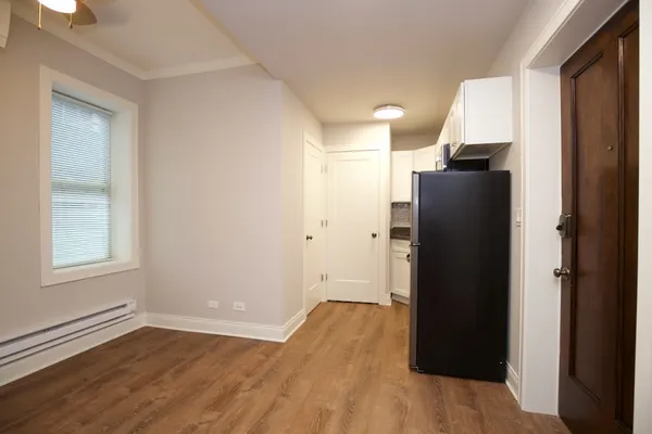 $2,050 | 640 West Wrightwood Avenue, Unit 115, Chicago, IL 60614