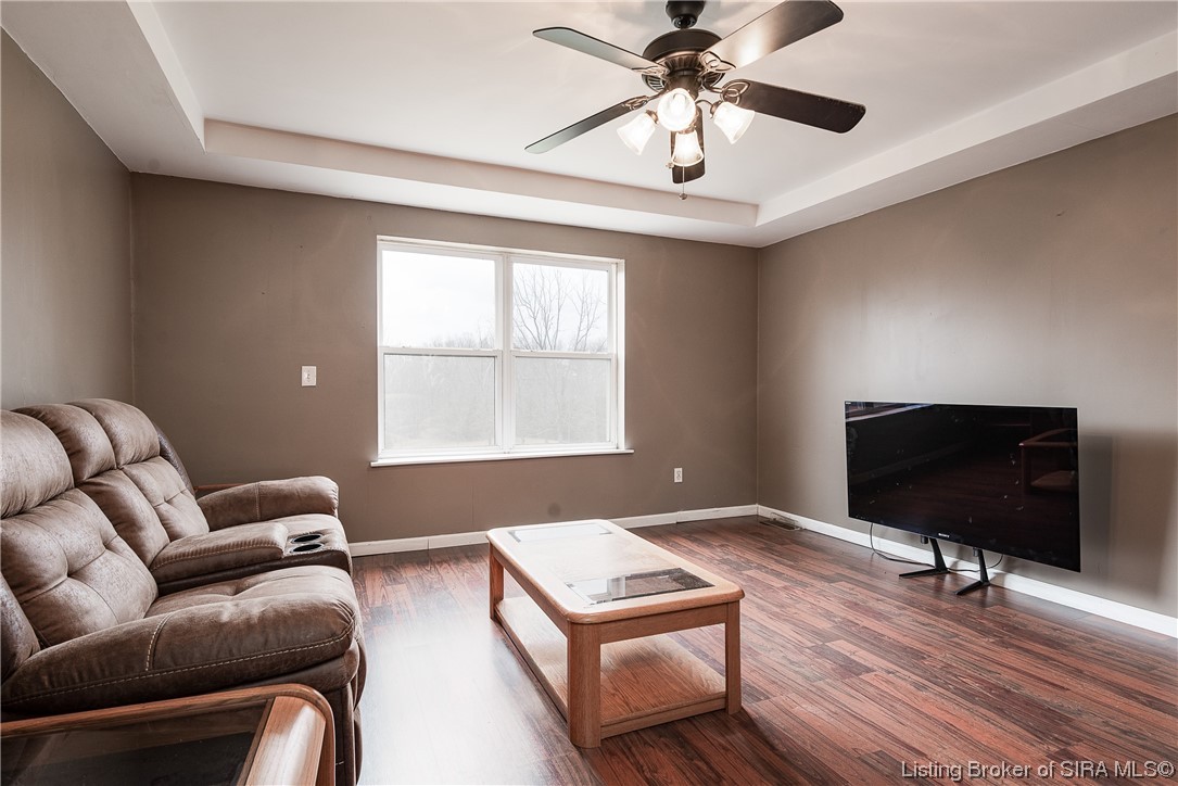 11345 Hyatt Martin Road Greenville, IN 47124 - Photo 5 of 41 Gallery Image 5