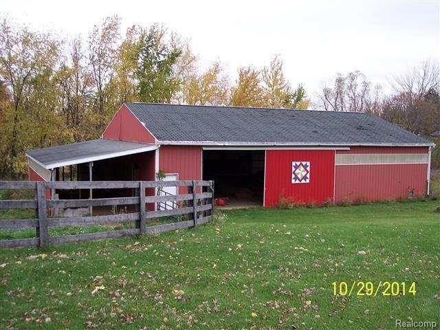 4874 Herd Road Metamora, MI 48455 - Photo 5 of 31 4 (2).jpg