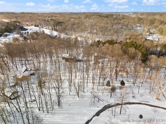 $549,900 | 7075 Abbey Woods Drive Northeast, New Salisbury, IN 47161