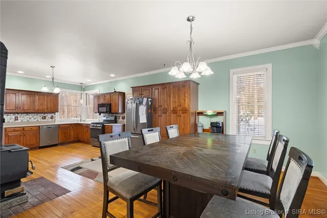 $549,900 | 7075 Abbey Woods Drive Northeast, New Salisbury, IN 47161